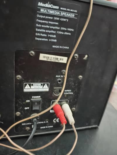 Media com speaker