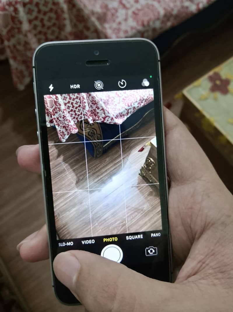 Apple iPhone SE 0