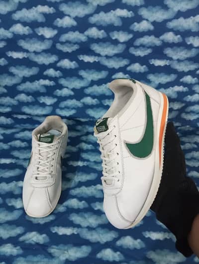 Nike x stranger things Original