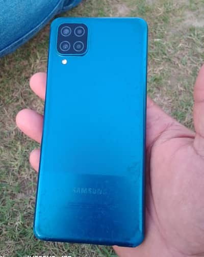samsaung a12 4 128 memory