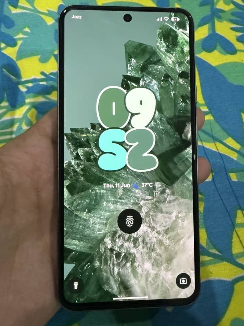 Google Pixel 8 2