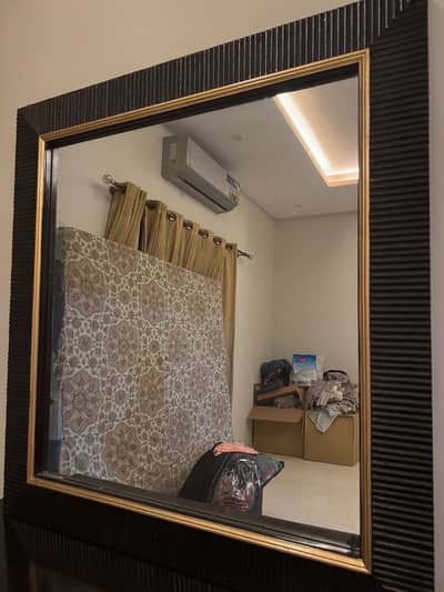 Miror