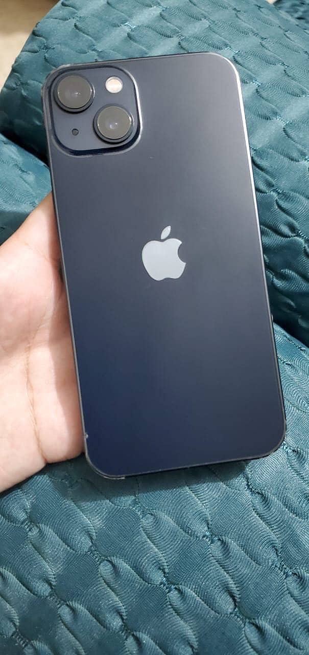 Apple iPhone 13 1