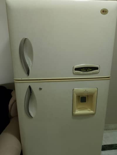 LG refrigerator