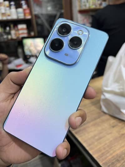 Infinix Hot 40