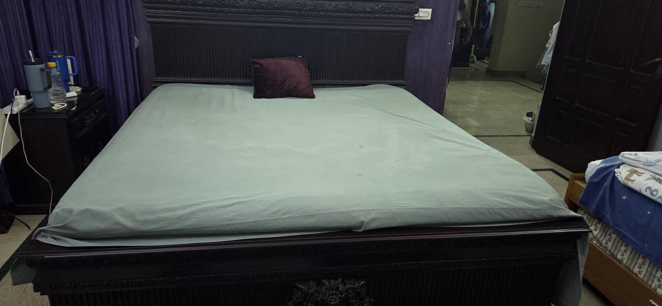 Solid Wood bed 4