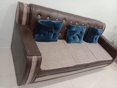 Sofa set