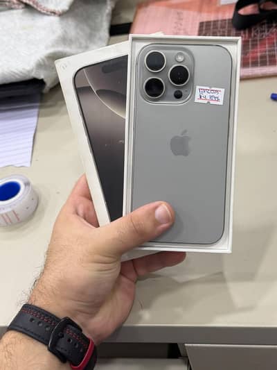Apple iPhone 16 Pro