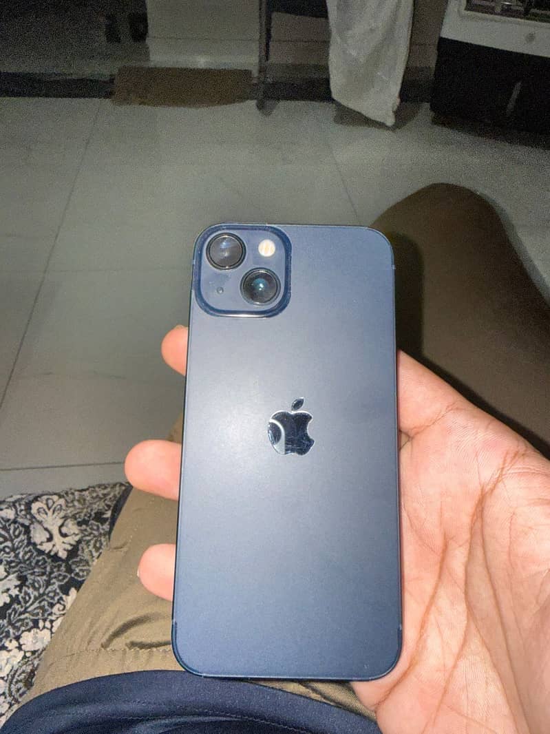 Apple iPhone 13 1