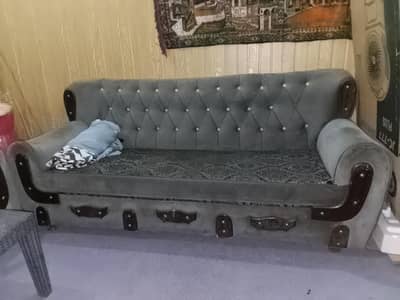 3,2,1  free carpet Sofaset For Sale