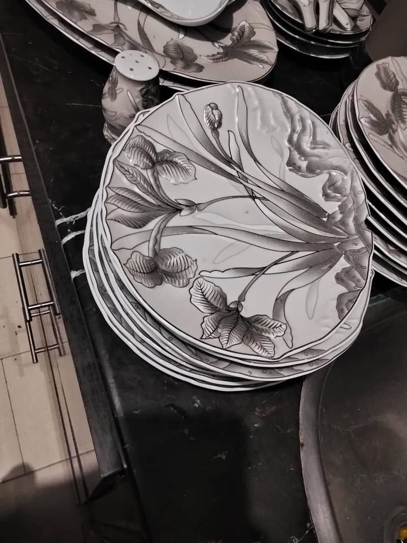 dinner set 2