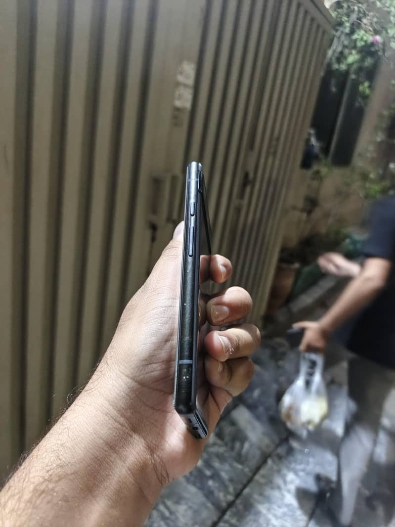 Google Pixel 6a 5