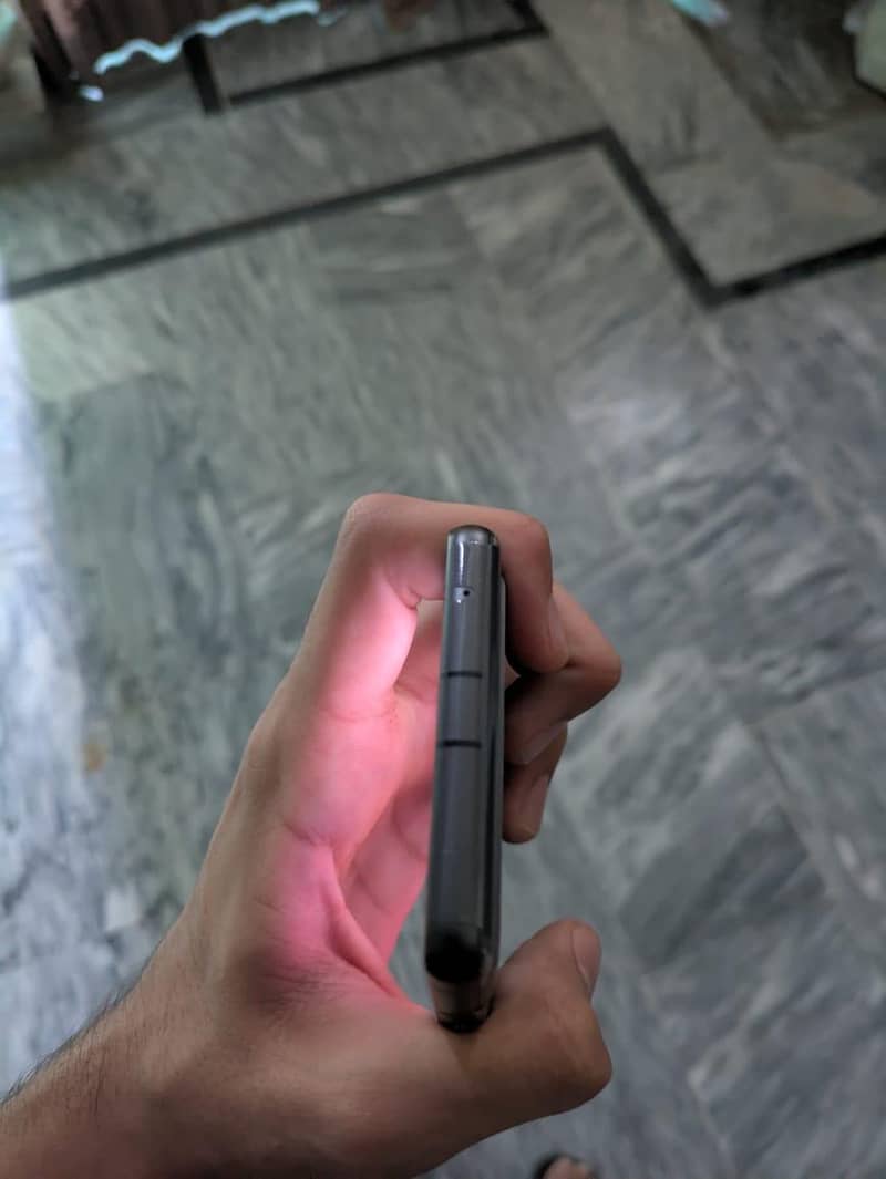 Google Pixel 7a 3