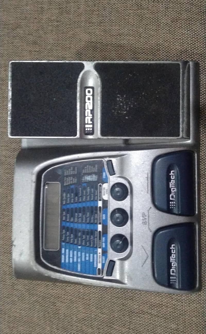 Guitar processor digitech rp200 0