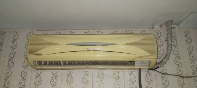 Waves Air Conditioner for sale