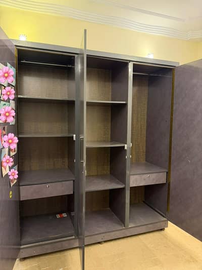 Wardrobe for sale - Excellent condition