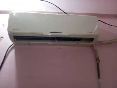 Orient 1 Ton AC