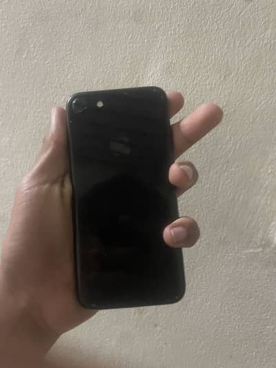 Apple iPhone 7