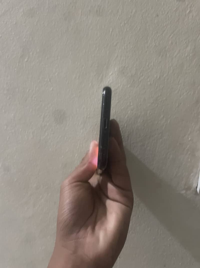 Apple iPhone 7 1