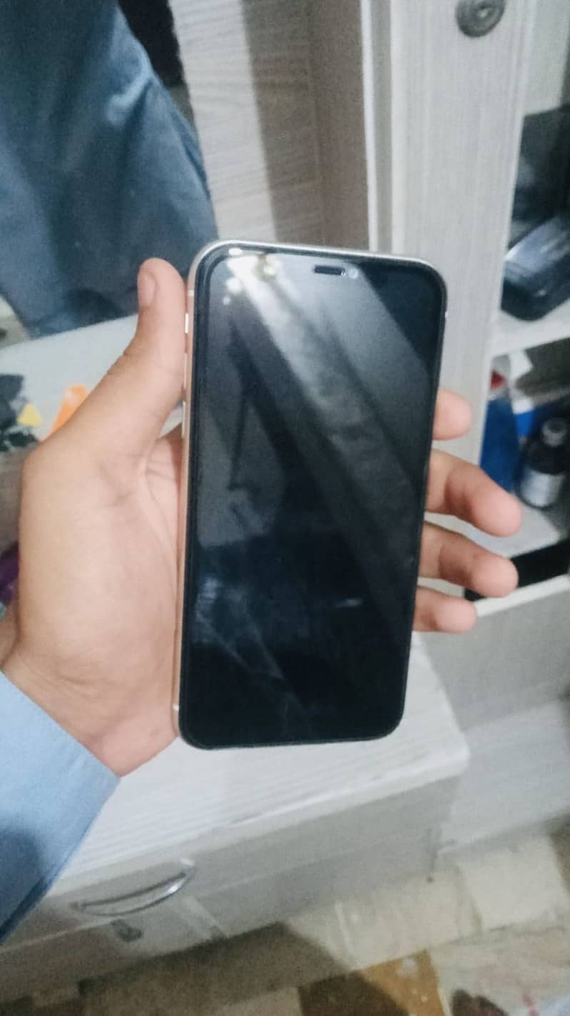 Apple iPhone 11 1