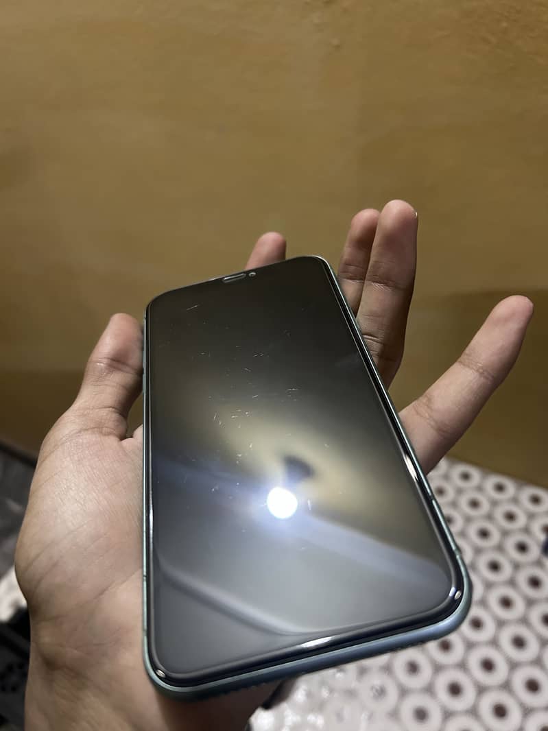 Apple iPhone 11 2