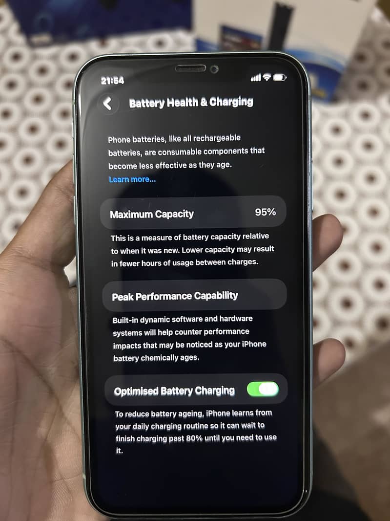 Apple iPhone 11 7