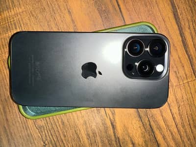 Apple iPhone 16 Pro