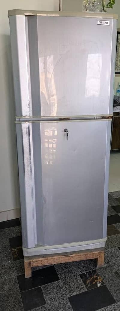 Orient refrigerator 6047 Model