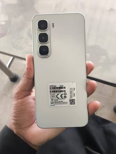 Infinix Hot 60i for sell 8/256 special edition with 10/10 condition