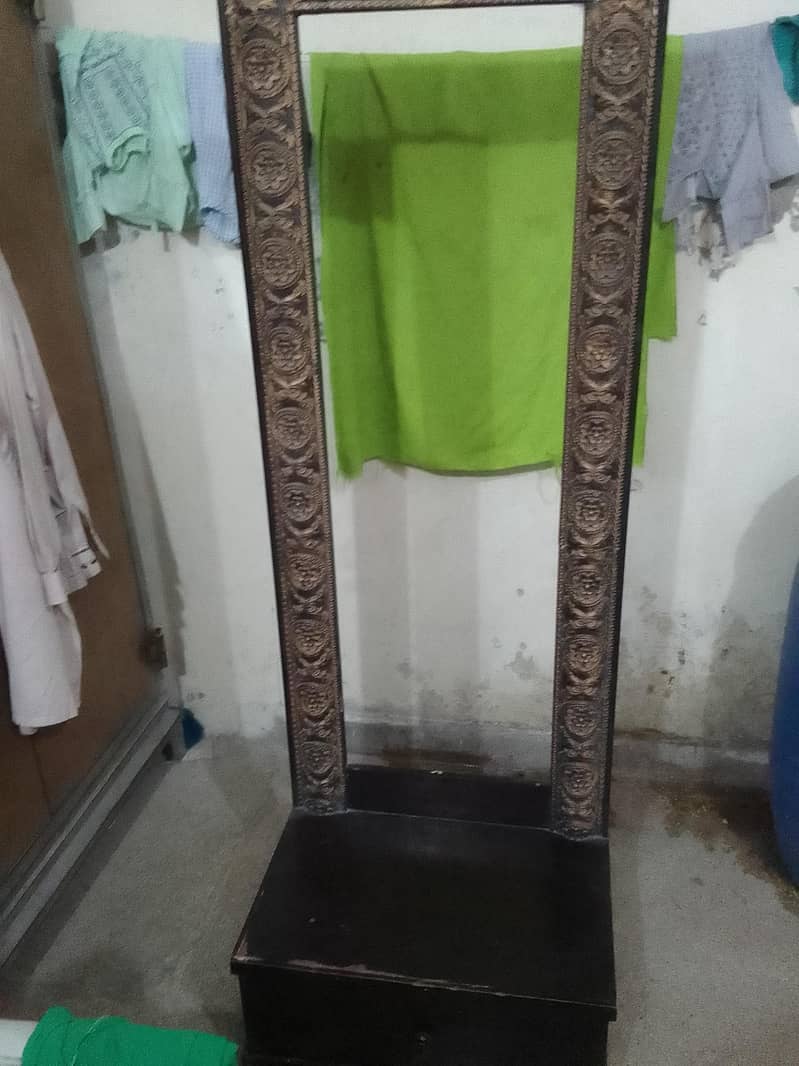 Dressing Table 0