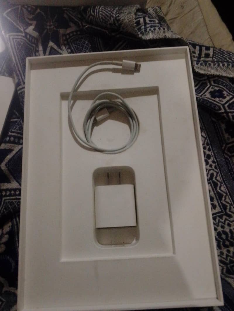 Apple iPhone 8 2