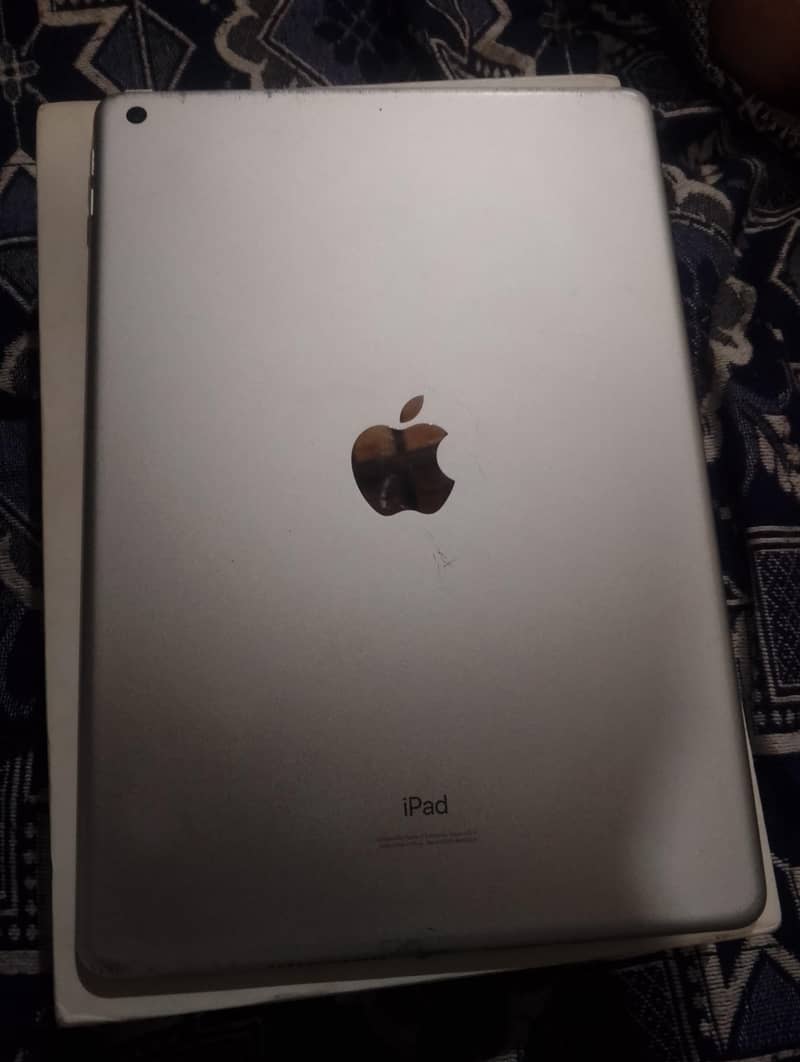 Apple iPhone 8 5