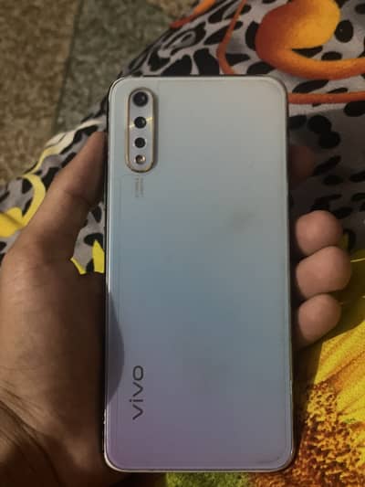 Vivo S1