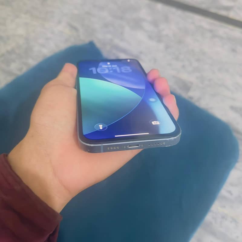 Apple iPhone 14 plus 4