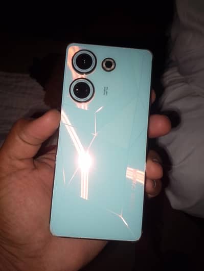 Tecno CAMON 20