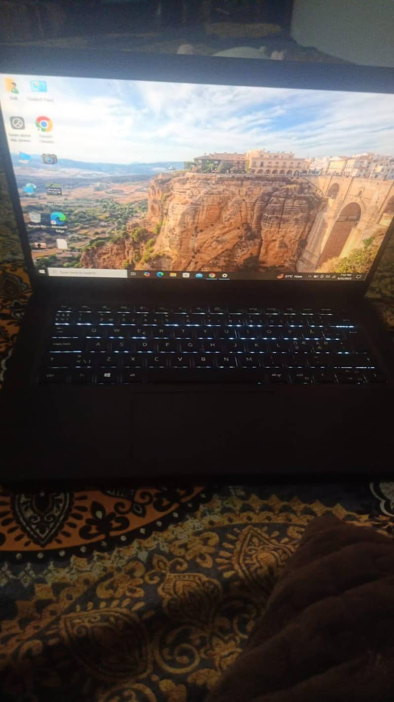 Laptop  5