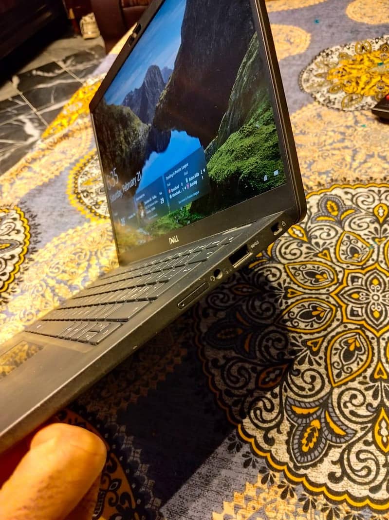 Laptop  6