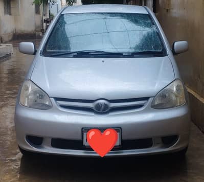 Toyota Platz 2005