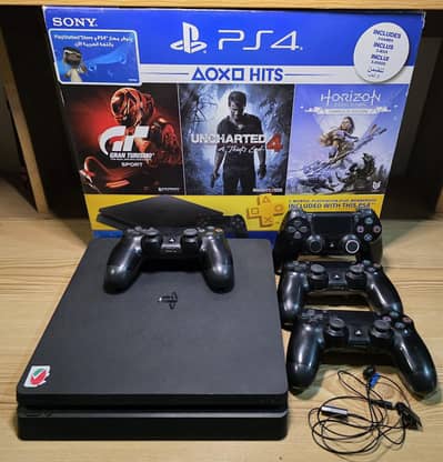 PS4 Slim  – Excellent Condition | 4 Controllers + 7 Games + Box