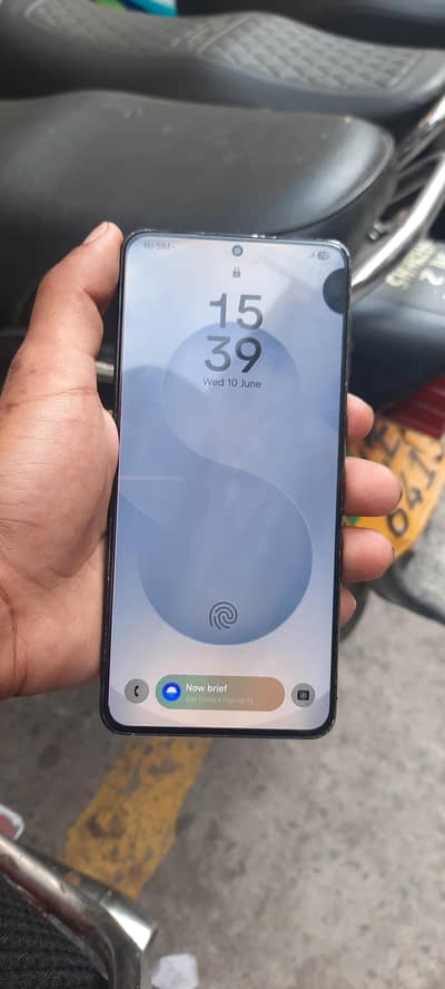 Samsung Mobile S21 Plus 5G exchange possible