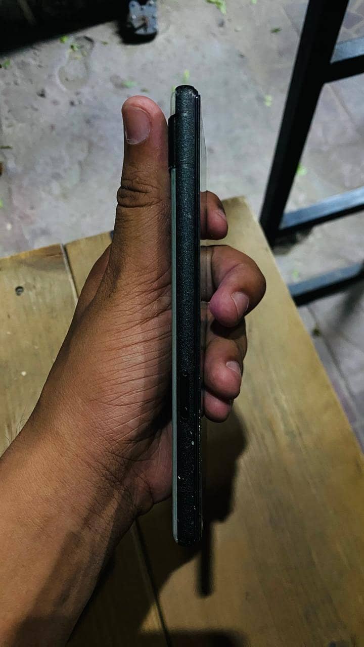 Google Pixel 6a 1