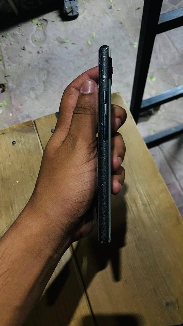 Google Pixel 6a 4