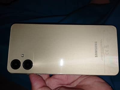 Samsung Mobile A06 No open 10/10
