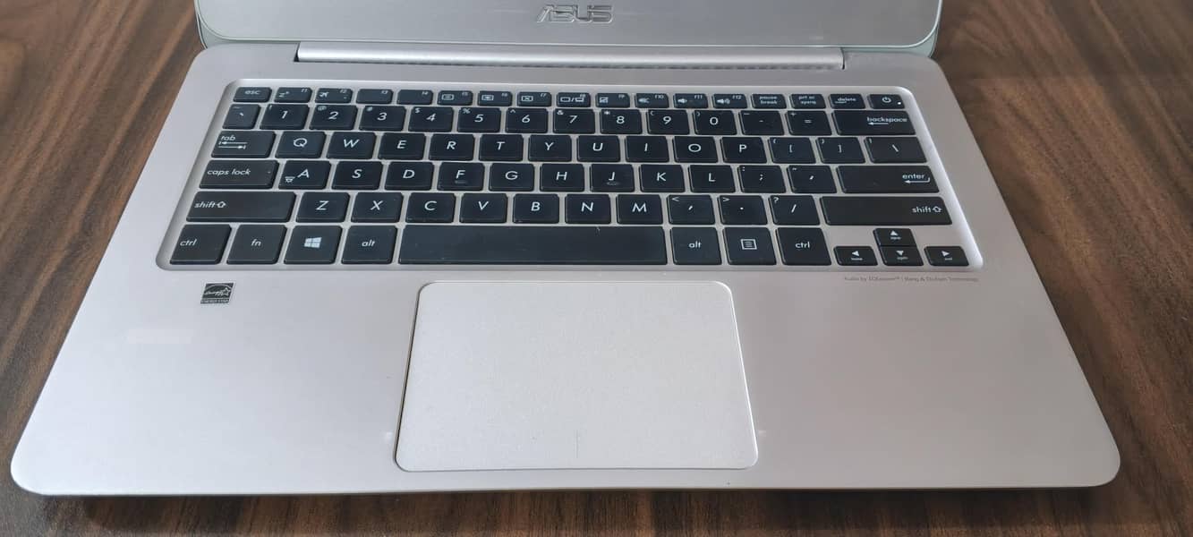 Laptop 0