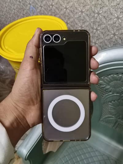 Samsung Mobile Z Flip 6 Exchange posible