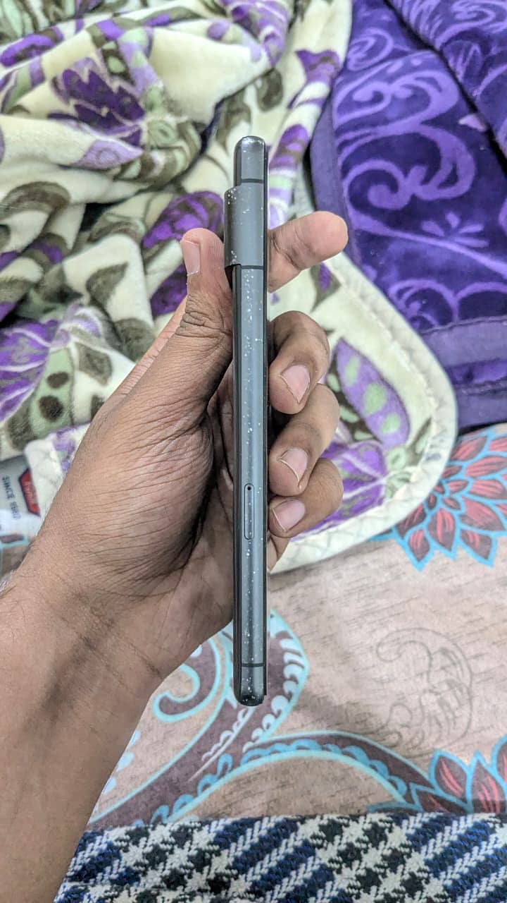 Google Pixel 7 5