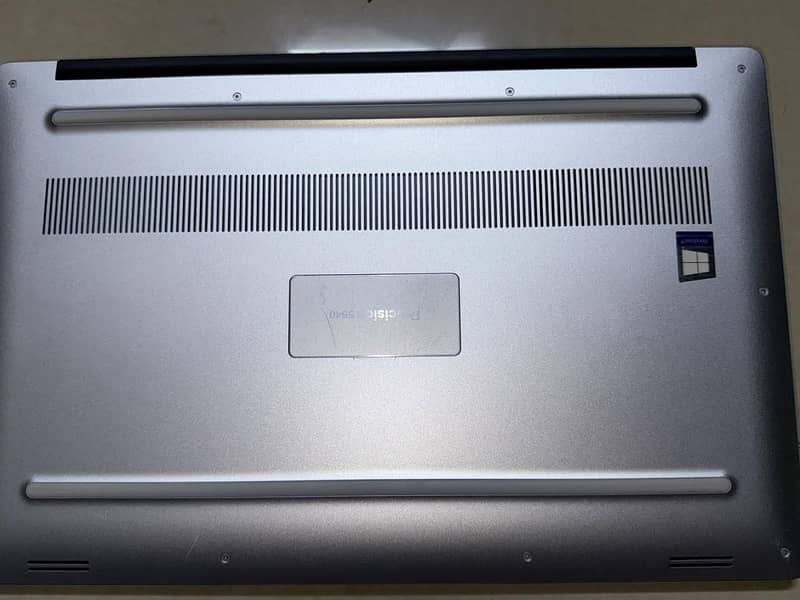 Precision 5540 1
