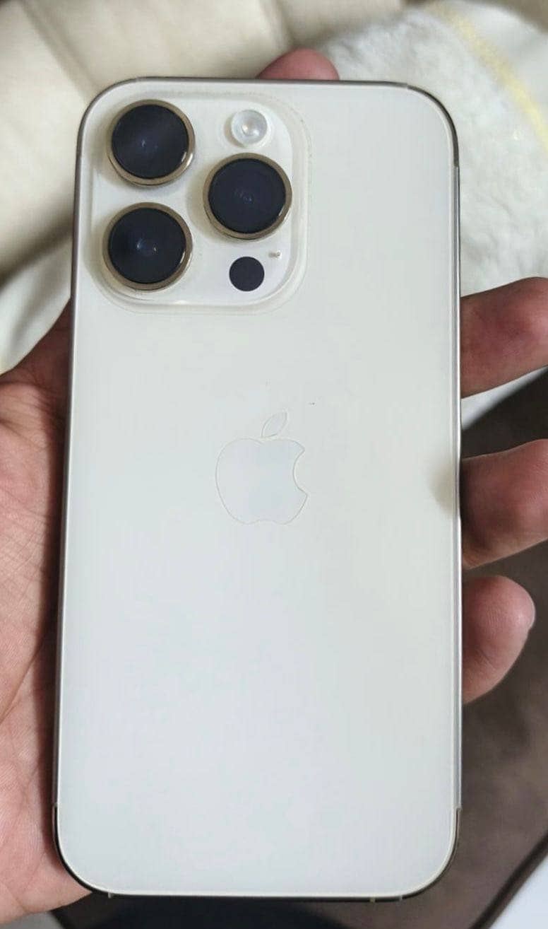 Apple iPhone 14 Pro 4