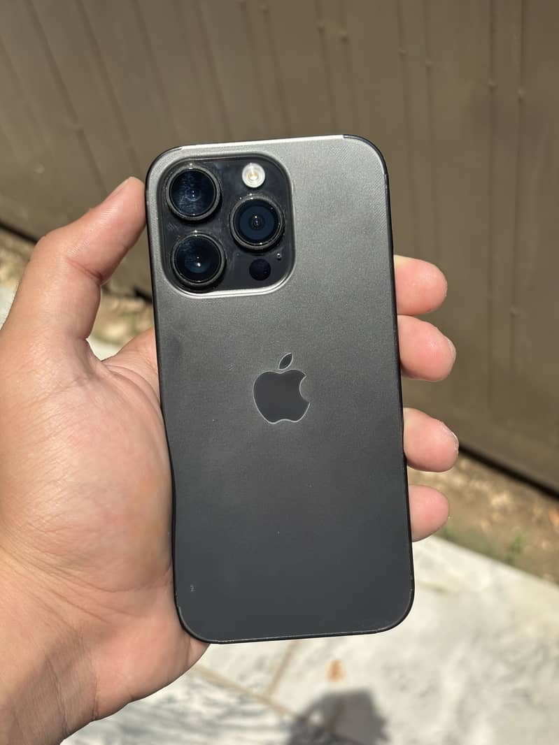 Apple iPhone 14 Pro 0