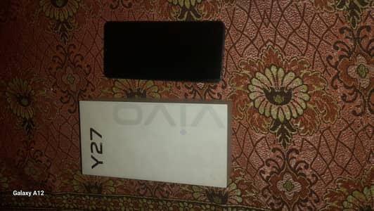vivo y27